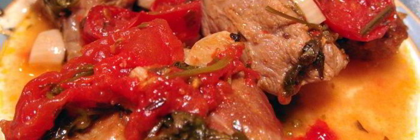 Баранина, томленая в горшочке