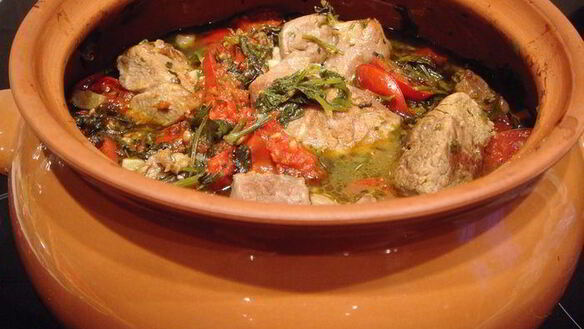 ШАГ 4. баранина, томленая в горшочке