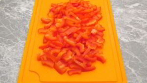 ШАГ 5. горшочки с капустой, картофелем и куриным филе