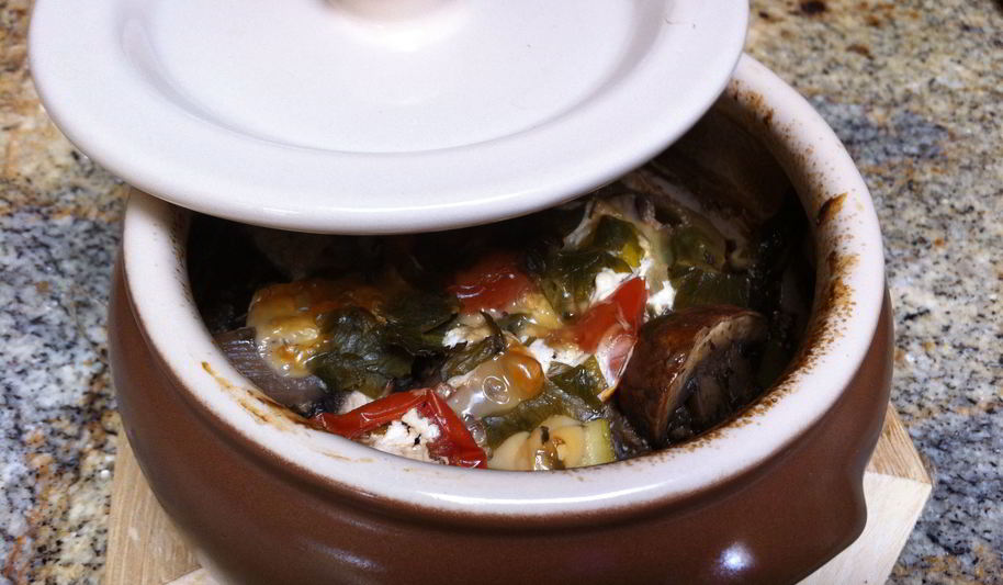 Рецепт говядина с овощами, запеченная в горшочках