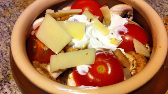 ШАГ 4. говядина с овощами, запеченная в горшочках