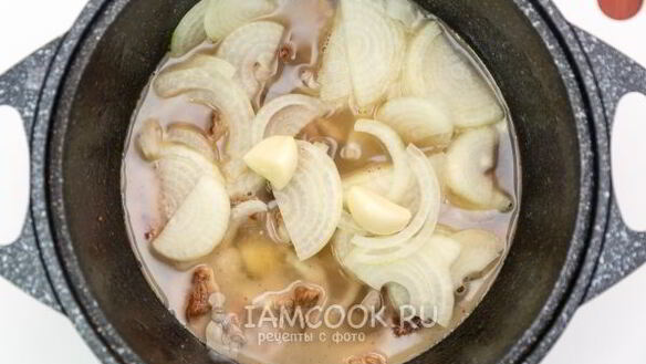 ШАГ 6. говядина, тушенная с овощами и букетом гарни