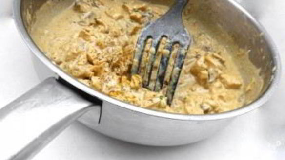 ШАГ 3. индейка с шампиньонами в сливочном соусе