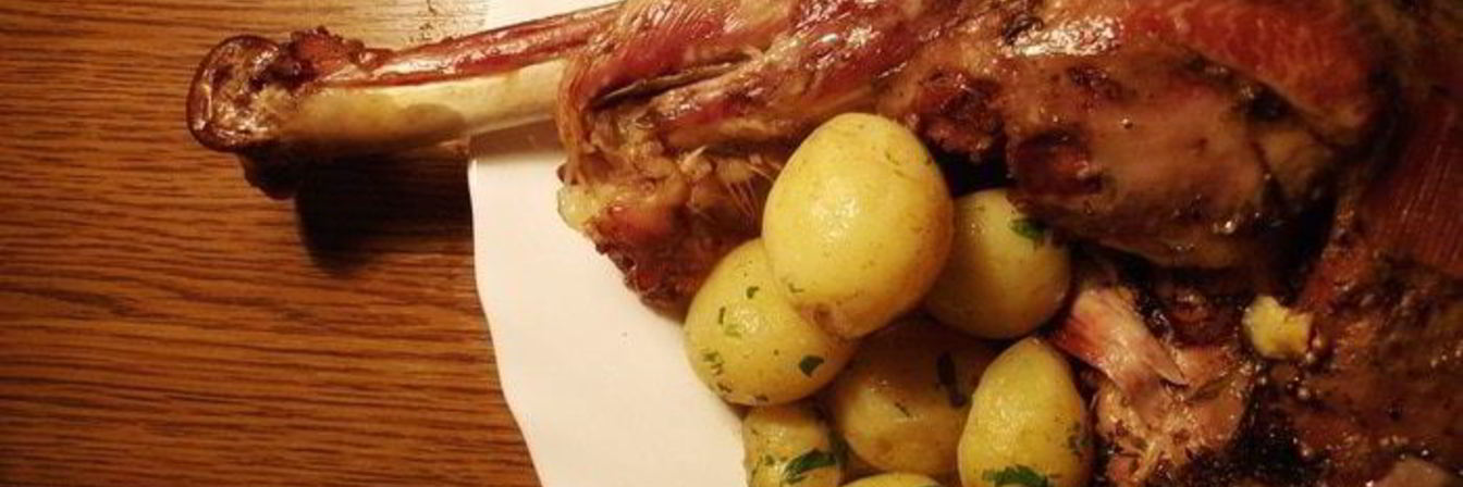 Индюшиная ножка, запеченная в рукаве