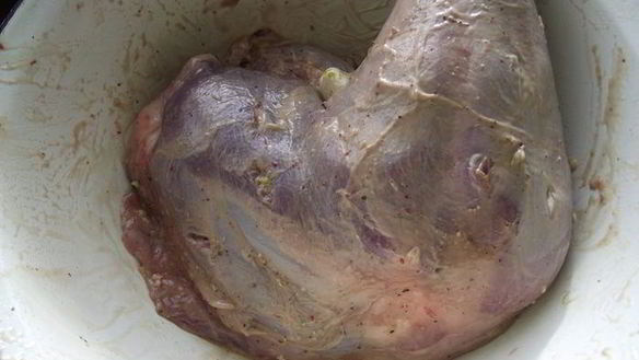 ШАГ 3. индюшиная ножка, запеченная в рукаве