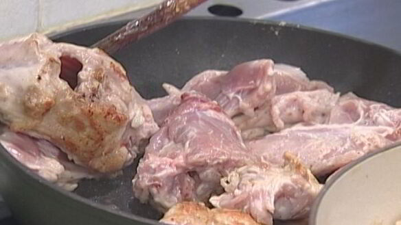 ШАГ 4. кролик с оливками