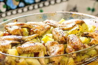Крылья куриные с картошкой в духовке