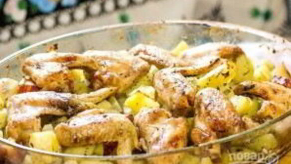 ШАГ 5. крылья куриные с картошкой в духовке