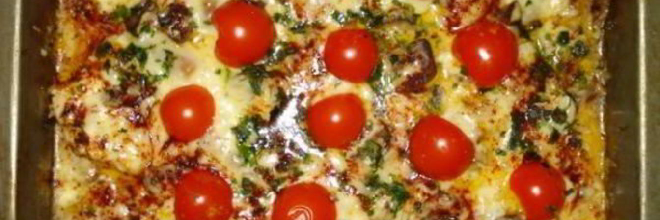 Куриная грудка с грибами, сыром и сливками