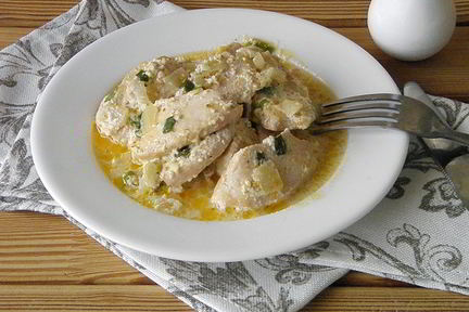 Куриная грудка со сливками