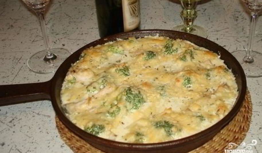 Рецепт куриное филе с брокколи в сливочном соусе