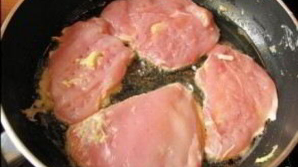 ШАГ 3. куриное филе в сырном кляре