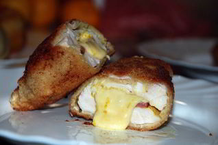 Куриное мясо Кордон в белом вине