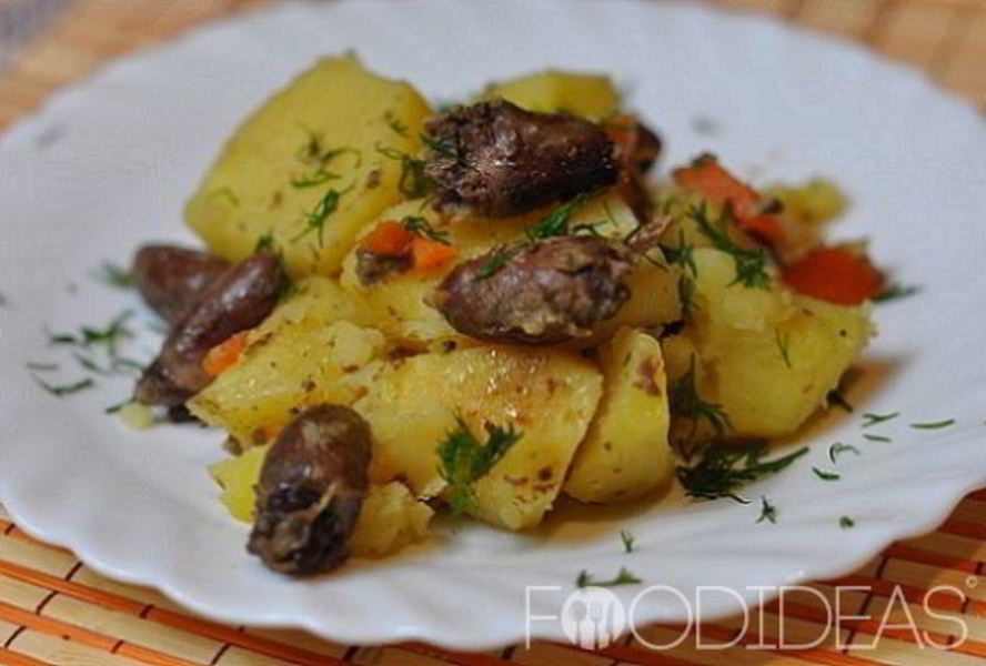 Куриные сердечки с картошкой