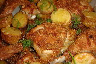 Курица и картофель, запеченные с розмарином
