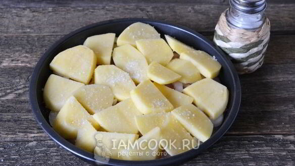 ШАГ 10. курица с кабачками и картошкой в духовке