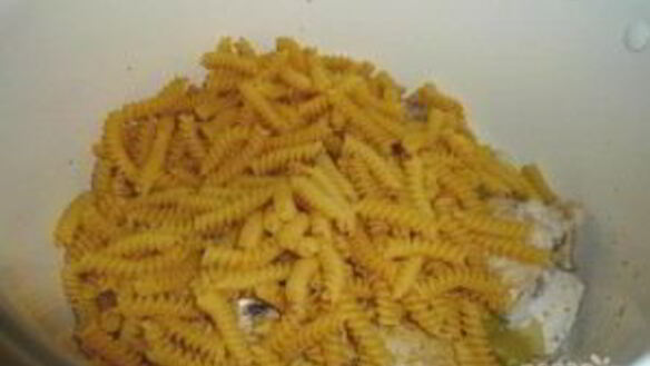 ШАГ 8. курица с макаронами