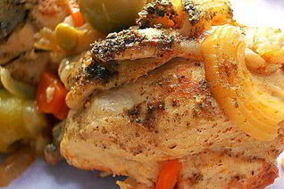 Курица с оливками