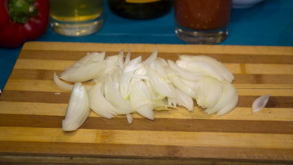 ШАГ 4. курица тушеная с грибами и овощами