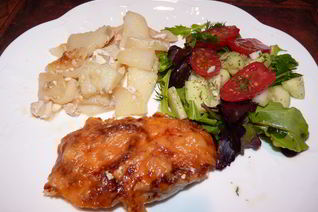 Мясо с картошкой под майонезом