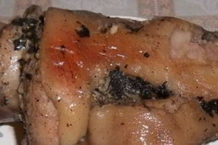 Рулька в фольге в мультиварке