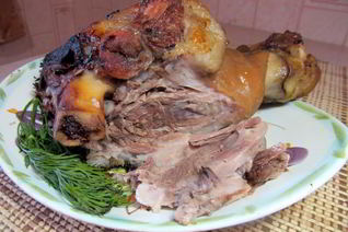 Свиная рулька в пиве запеченная в духовке