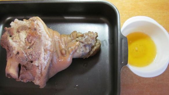 ШАГ 5. свиная рулька в пиве запеченная в духовке