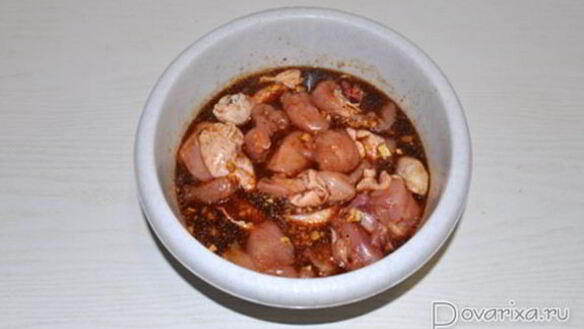 ШАГ 2. тушеная курица бурбон