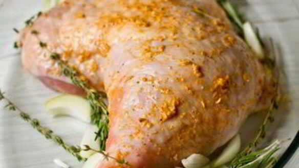 ШАГ 5. запеченная ножка индейки в пряном маринаде