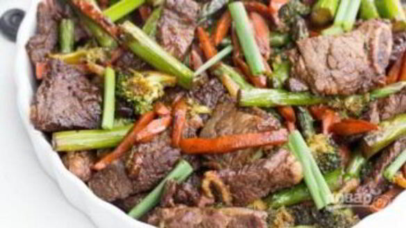 ШАГ 7. жареное мясо с овощами