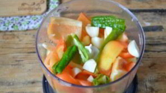 ШАГ 4. баклажаны кружочками в острой приправе