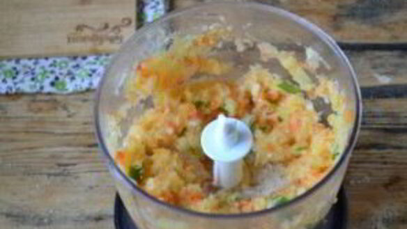 ШАГ 5. баклажаны кружочками в острой приправе