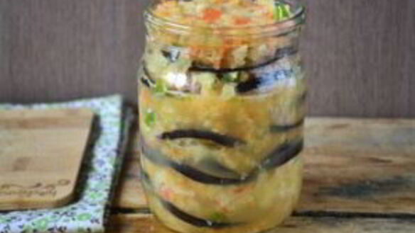 ШАГ 6. баклажаны кружочками в острой приправе