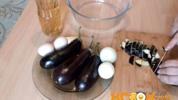 ШАГ 2. баклажаны с яйцом