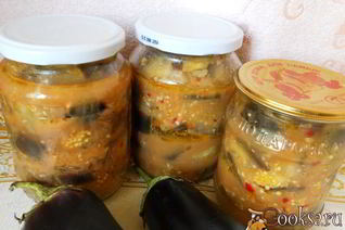 Баклажаны в остром чесночном соусе