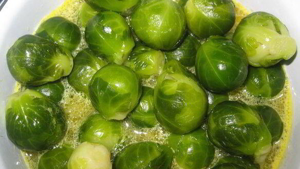 ШАГ 3. брюссельская капуста в апельсиново-имбирном соусе