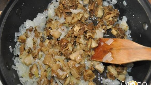 ШАГ 3. фаршированные баклажаны под сырной корочкой