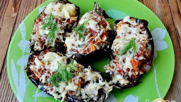 ШАГ 9. фаршированные баклажаны под сырной корочкой