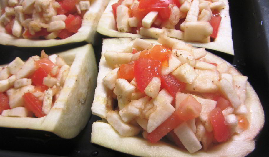 Рецепт фаршированные баклажаны с сыром и помидорами