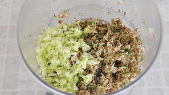 ШАГ 6. фаршированные конвертики из кабачков