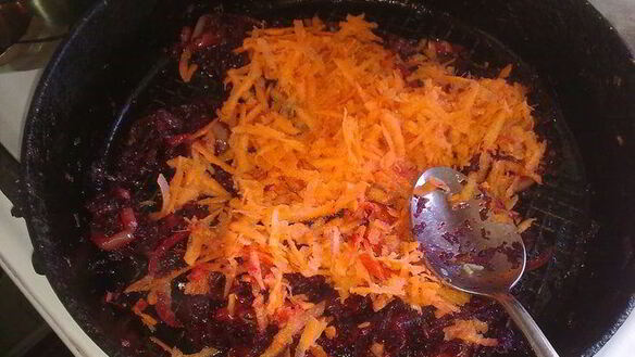 ШАГ 5. фасоль в томатном соусе