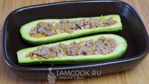 ШАГ 7. кабачки фаршированные фаршем запеченные в духовке
