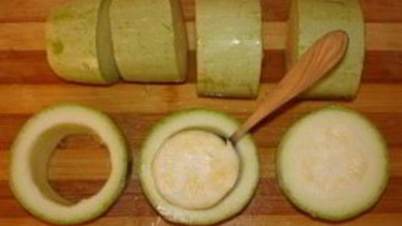 ШАГ 2. кабачки фаршированные мясом