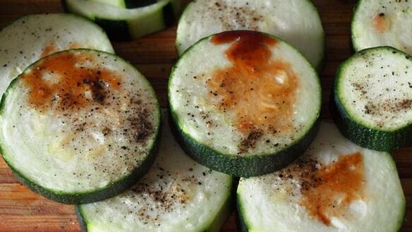 ШАГ 2. кабачки на шпажках