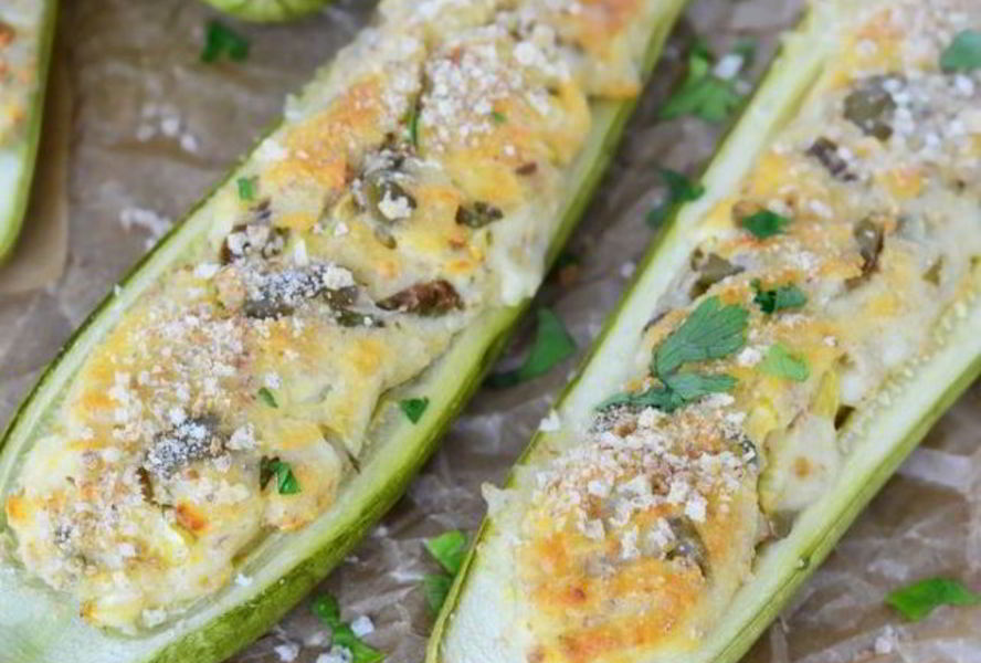 Кабачки с творогом, запеченные в духовке