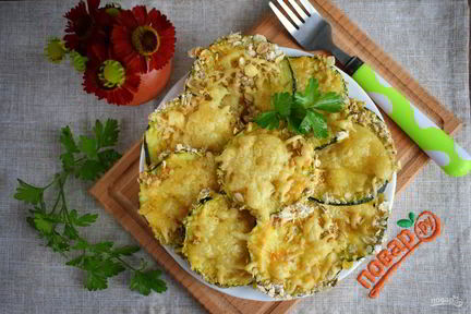 Кабачки в духовке с сыром и чесноком