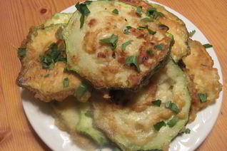 Кабачки, жаренные в кляре