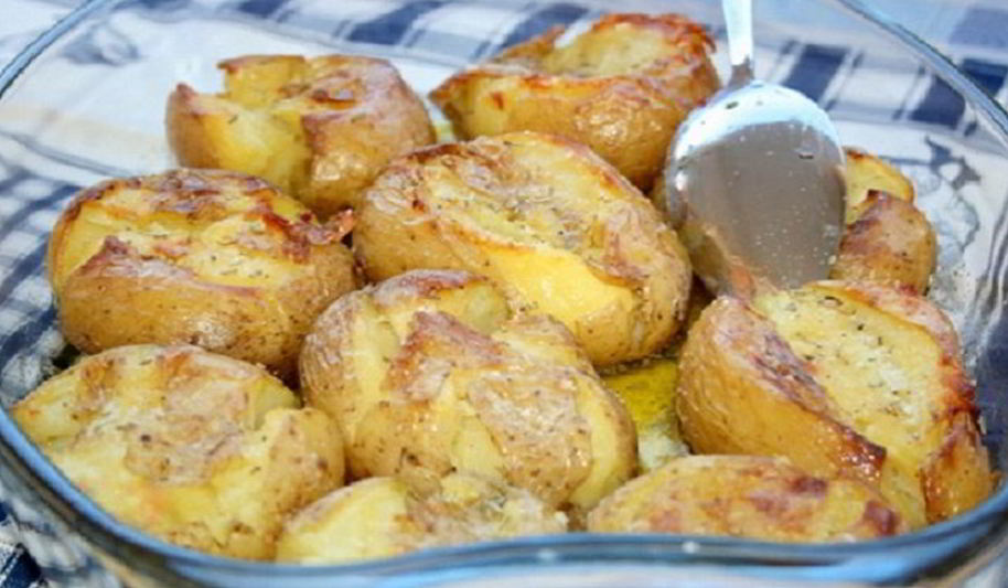 Рецепт картофель в кожуре, запеченный в духовке