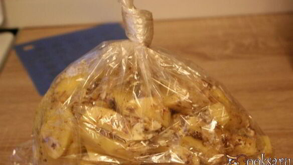 ШАГ 3. картофель запеченный с сыром и шампиньонами