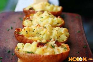 Картофель, запеченный в мундире